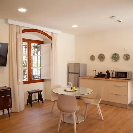 Nava מלון לה לגונה