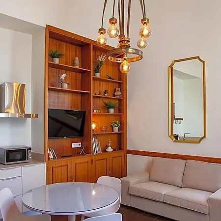 Nava Hotel